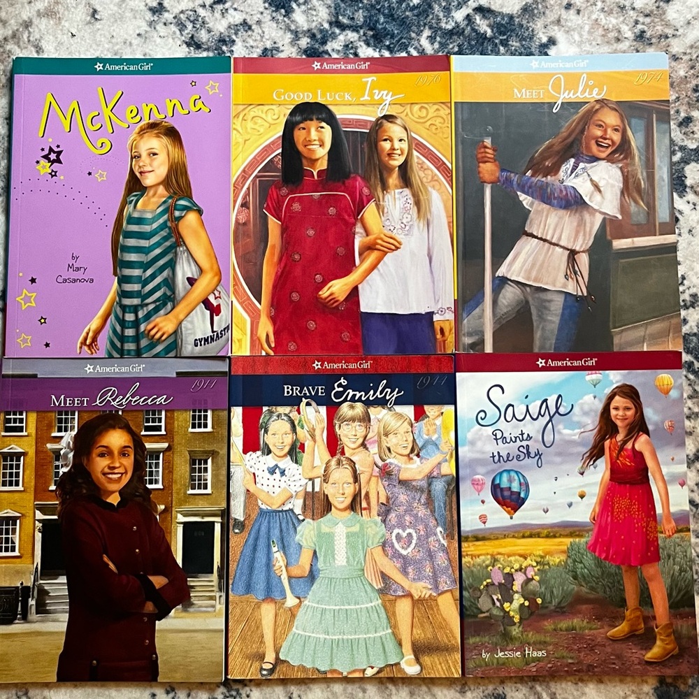 American Girl Paperback Book Lot Bundle of 6 Excellent Condition